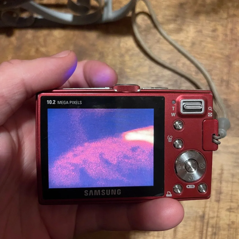 Samsung L200 Digital Camera